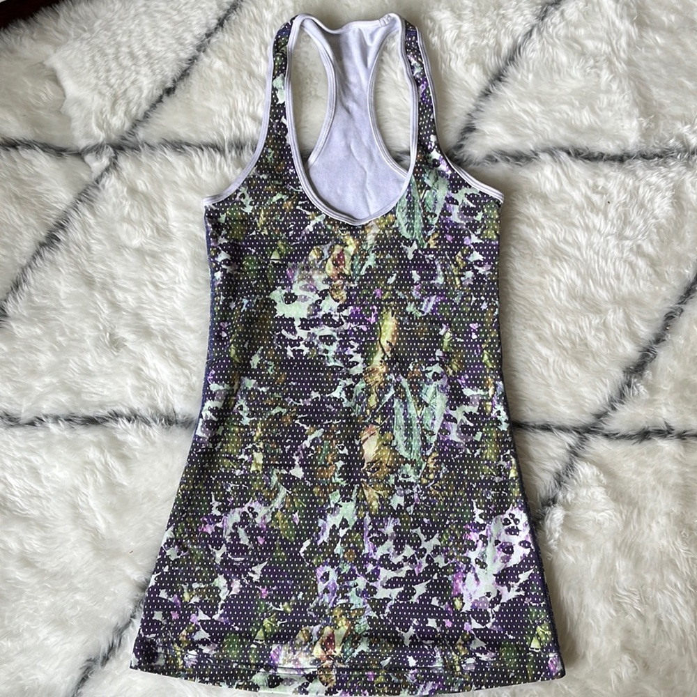 Lululemon Cool Racerback Purple Print Tank sz 4